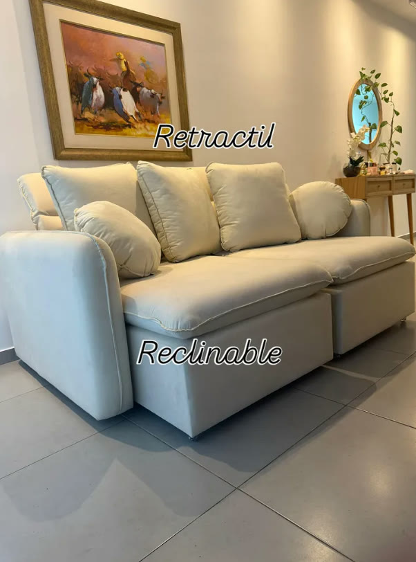 Sofá retráctil reclinable en tela crema
